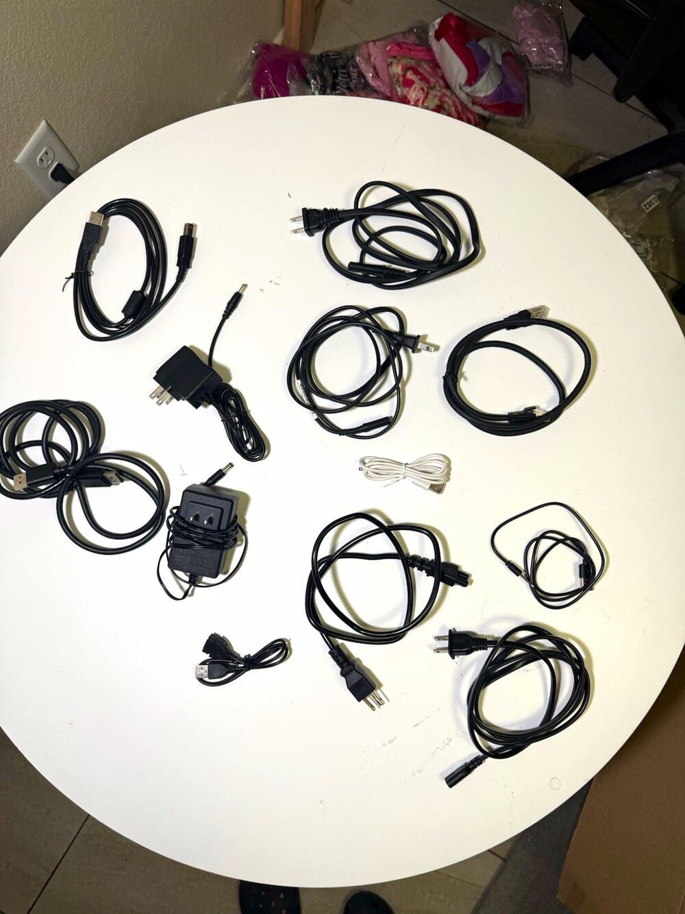 Mixed Lot USB Cables, Power Cords & AC to DC Wall Adapter - Universal